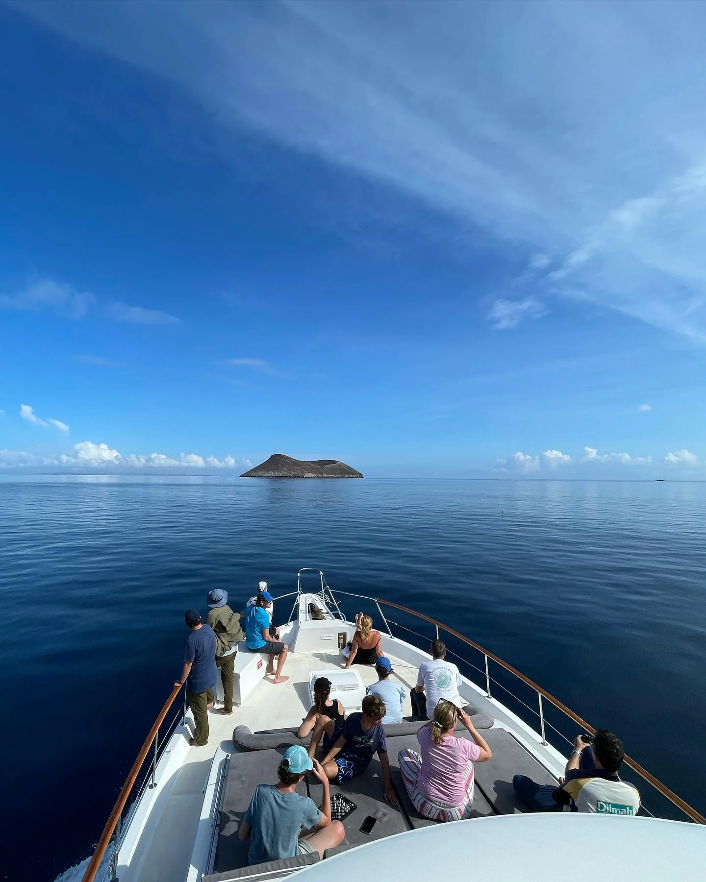 galapagos cruises