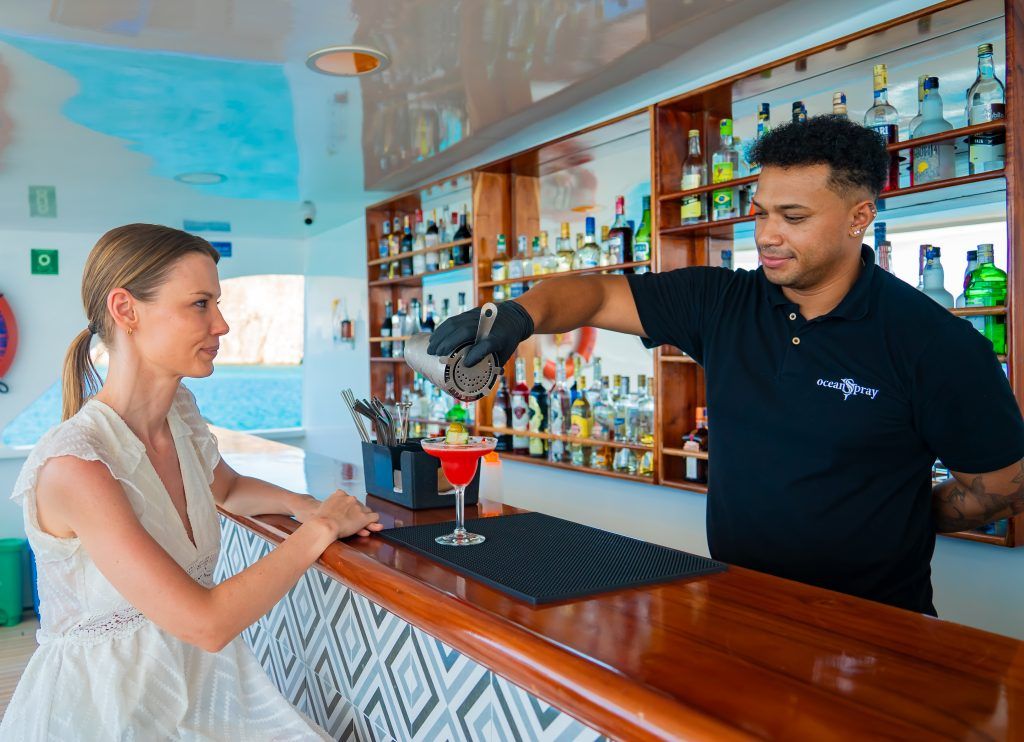 galapagos cruises