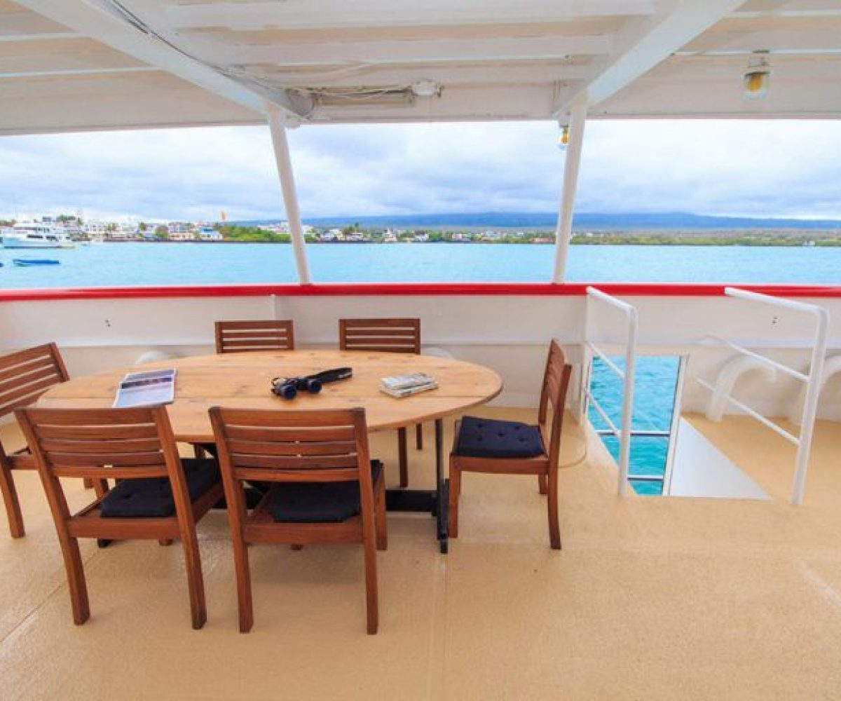 Cachalote Explorer First Class Yacht