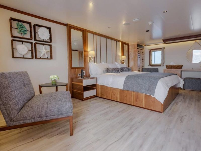 Boutique Expedition Yacht